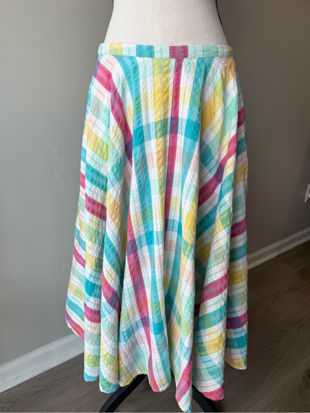 Crown & Ivy Rainbow Plaid Seersucker Midi Skirt Small
